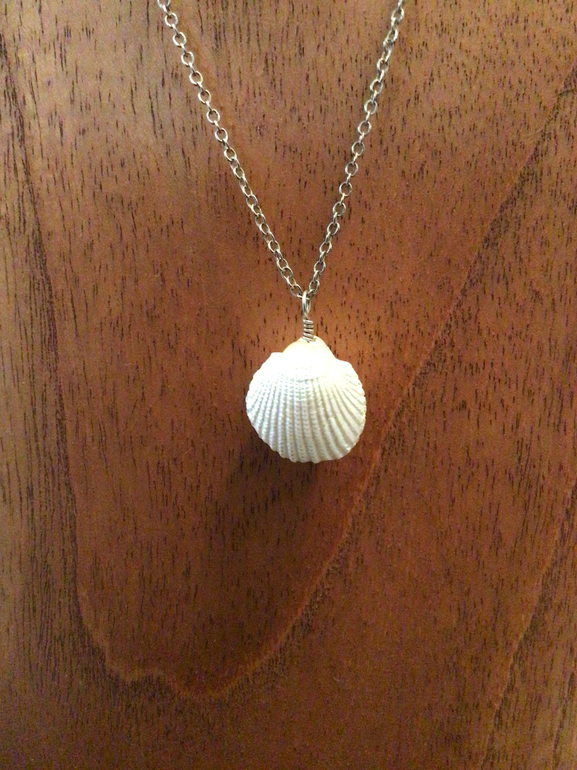 White Seashell Necklace, Sea Shell Pendant Necklace, Summer Bridal Jewelry,  Mermaid Core, Bohemian Wedding Jewelry, Giant Shell Necklace - Etsy
